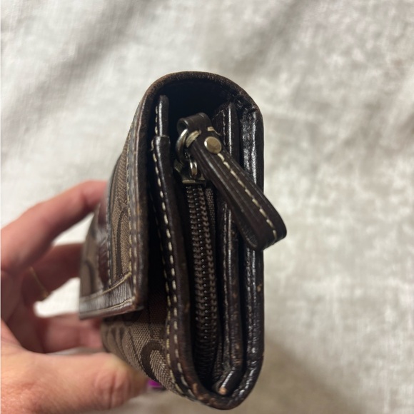 Coach Dark Brown Signature Key Case - Picture 7 of 13